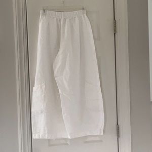 Bryn Walker Wide Crops